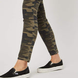 Mavi Women's Juliette Size 26/27 Camouflage Mid Rise Skinny Cargo Pants