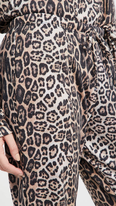 Onzie Women's French Terry Leopard Small/Medium Lounge Fleece Sweatpants