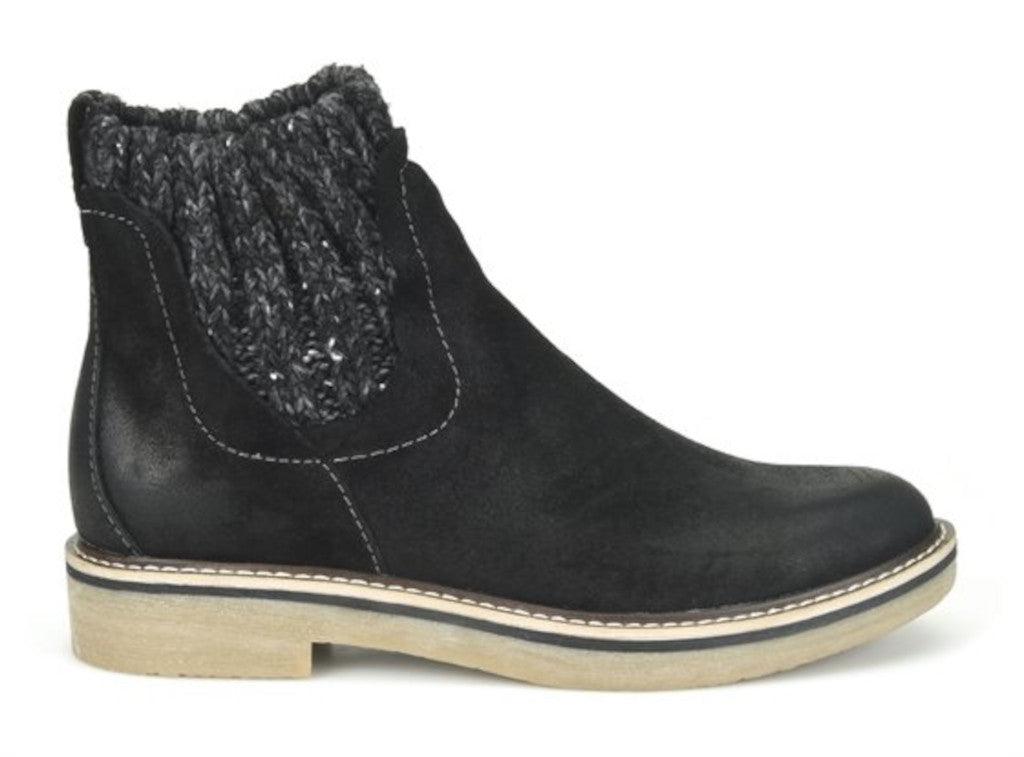Comfortiva Women's Rawnie Black Size 6 Suede Ankle Boots