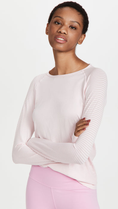 Onzie Women's Seamless Soft Pink Small-Medium Long Sleeve Shirt