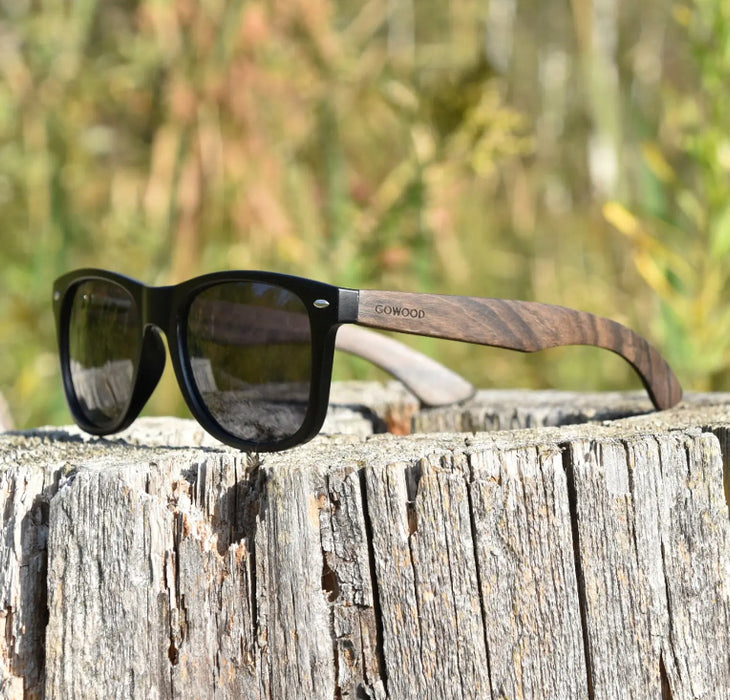 GOWOOD Unisex Los Angeles Ebony Wood/Black Polarized Sunglasses